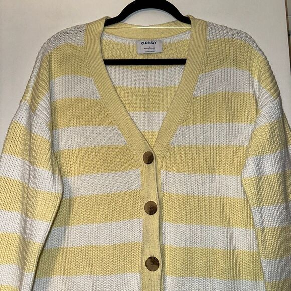 Old Navy Women’s Large Chunky Knit Cardigan Sweater White Butter Yellow Stripe - Picture 3 of 9